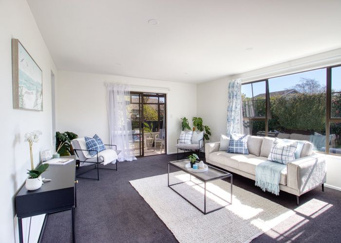  at 2/10 Montclare Avenue, Ilam, Christchurch