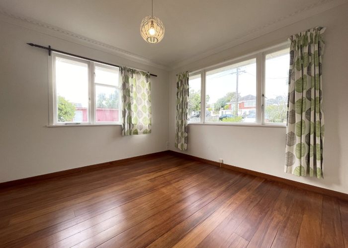  at 7 Puketea Street, Blockhouse Bay, Auckland