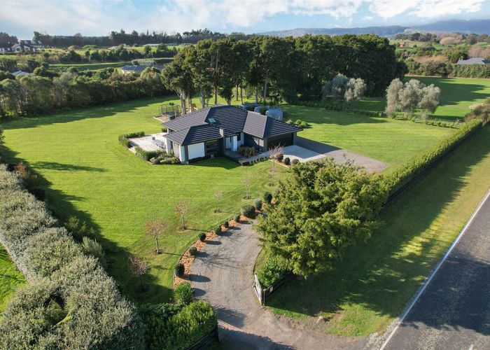  at 73 Muhunoa East Road, Levin