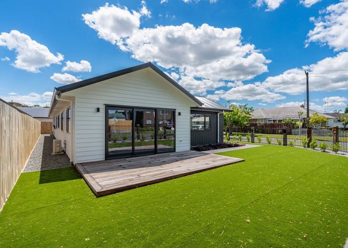  at 1 Heather Place, Melville, Hamilton, Waikato