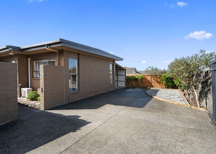  at 28 Luton Avenue, Sunnyhills, Manukau City, Auckland