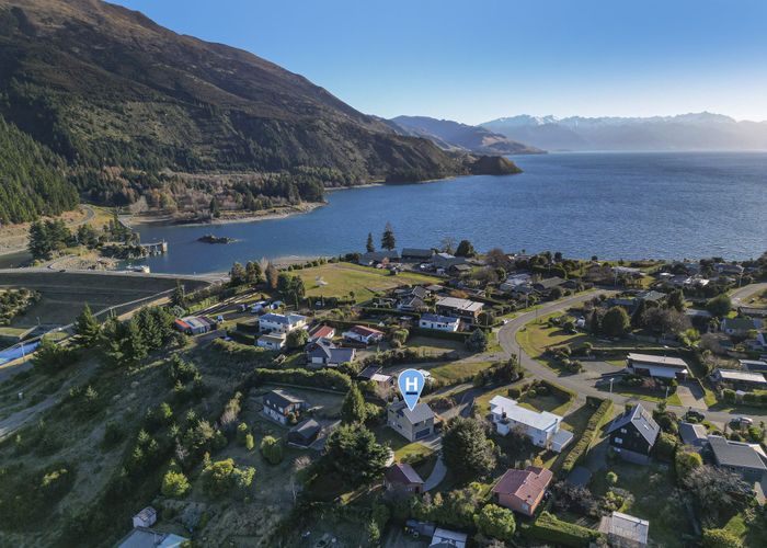  at 35 Parry Crescent, Lake Hāwea