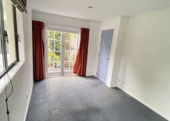  at 2/42 Lingarth Street, Remuera, Auckland City, Auckland