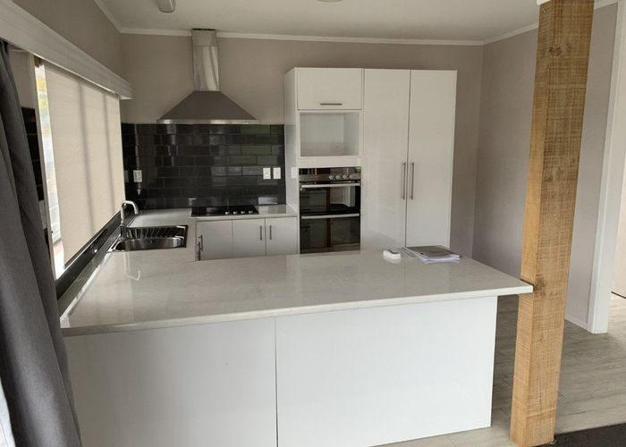  at 35 Hinton Avenue, Forest Lake, Hamilton, Waikato