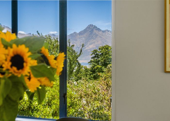 at 20B Watts Road, Fernhill, Queenstown
