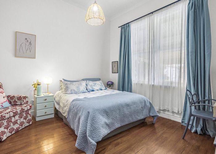  at 36 Beach Street, Petone, Lower Hutt