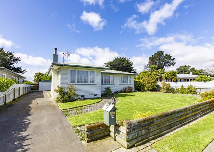  at 15 Exeter Crescent, Pirimai, Napier