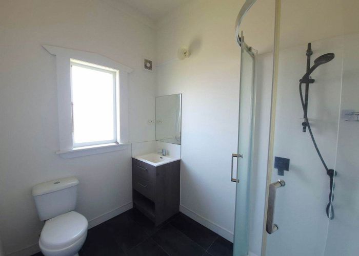  at 3199 Great North Road, New Lynn, Waitakere City, Auckland