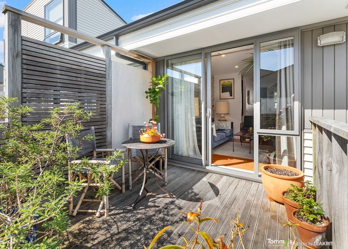  at 18/31 Princess Terrace, Newtown, Wellington