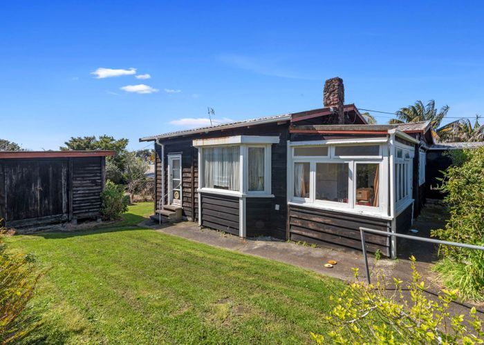  at 26 Merani Street, Narrow Neck, Auckland