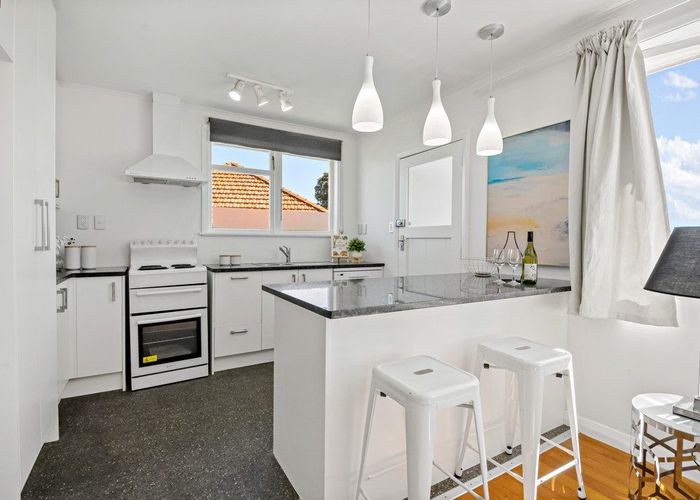  at 35 Taniwha Street, Wai O Taiki Bay, Auckland City, Auckland