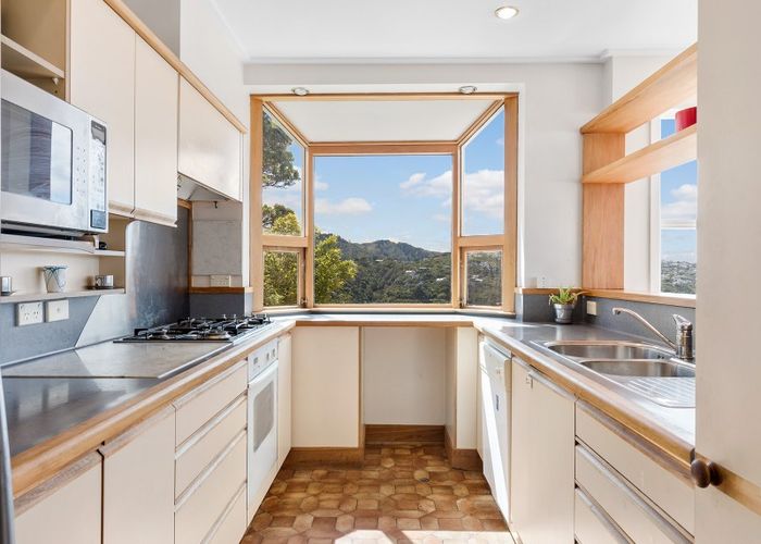  at 80 Pitt Street, Wadestown, Wellington