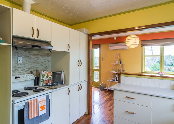  at 52 Dale Road, Raumati South, Paraparaumu