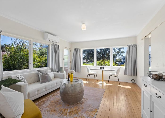  at 1/134 Onewa Road, Northcote, Auckland