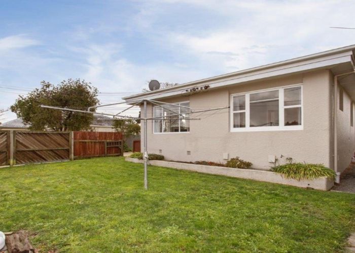  at 1/36 Bampton Street, Shirley, Christchurch City, Canterbury