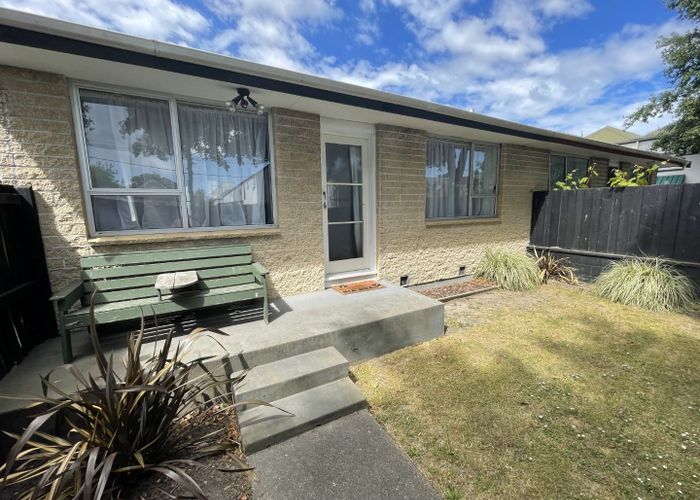  at 2/100 Poulson Street, Addington, Christchurch City, Canterbury