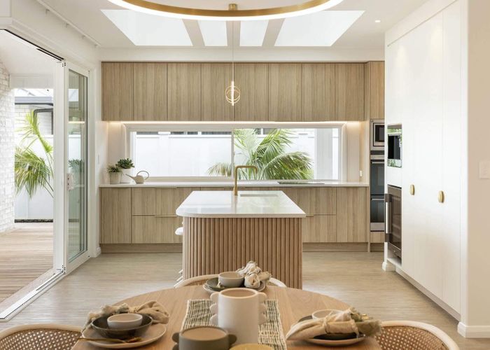  at 206 Ranginui Road, Welcome Bay, Tauranga, Bay Of Plenty