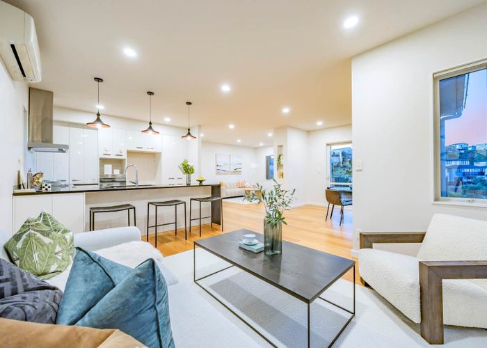  at 487A East Coast Road, Murrays Bay, North Shore City, Auckland