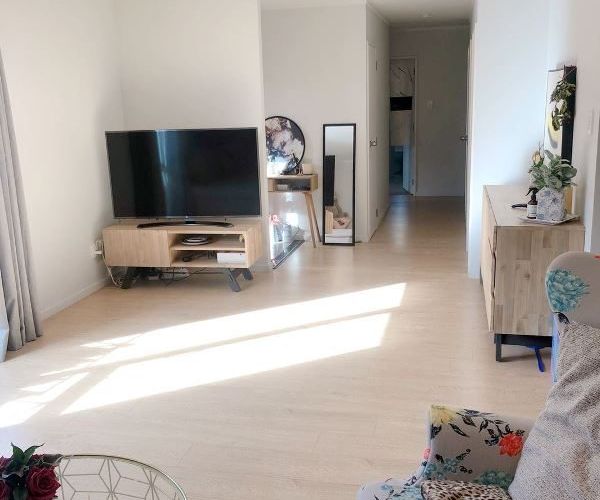  at 2/123 Bruce Road, Glenfield, Auckland