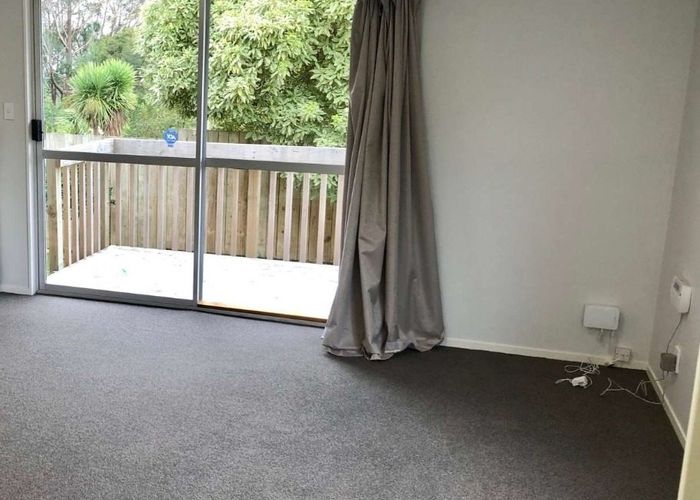  at 21 West Harbour Drive, West Harbour, Waitakere City, Auckland