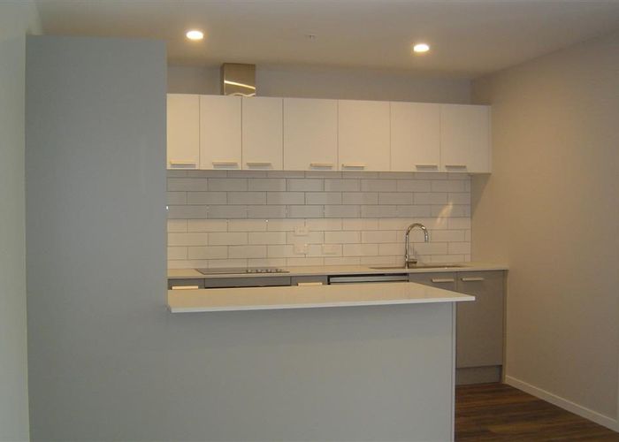  at 409/23a-25 The Pines, Bute Road, Browns Bay, North Shore City, Auckland