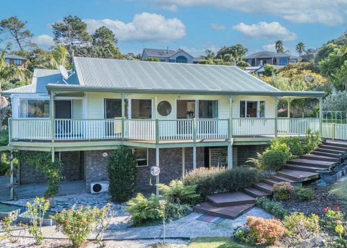  at 4 Careen Grove, Gulf Harbour, Whangaparaoa