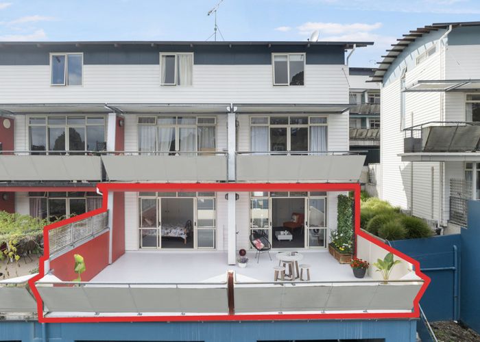  at 4D/20 Ian Marwick Place, Birkenhead, North Shore City, Auckland