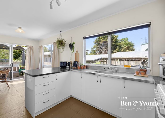  at 94 Ferndale Road, Mount Wellington, Auckland City, Auckland