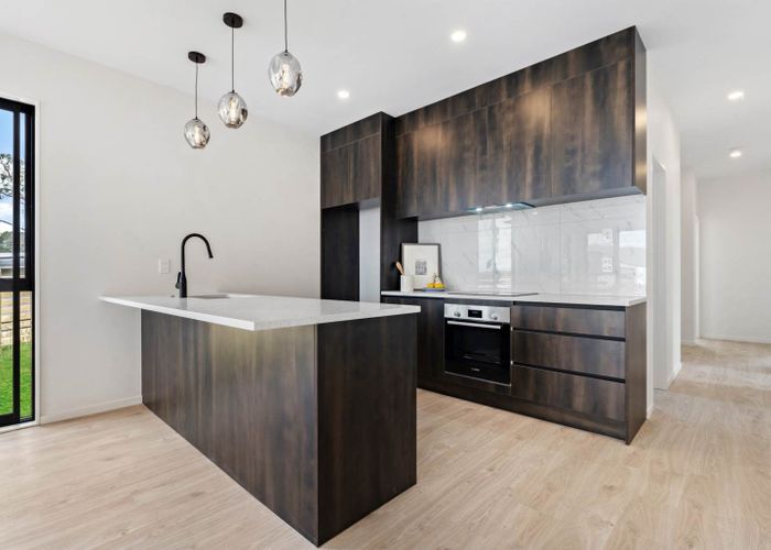  at 32 Puhikawa Street, Massey, Waitakere City, Auckland