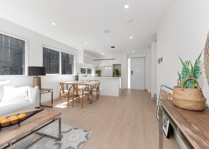  at 1&2/66 Gardner Avenue, New Lynn, Waitakere City, Auckland