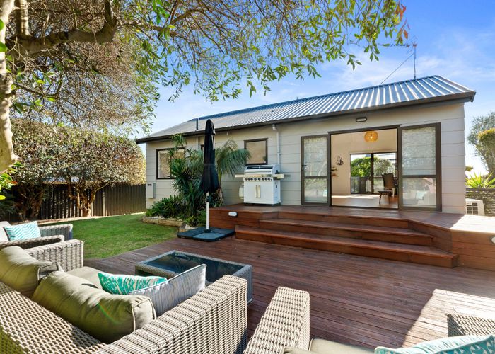  at 954B Papamoa Beach Road, Papamoa, Tauranga