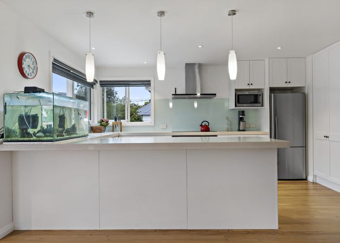  at 12 Bromley Place, Glen Innes, Auckland