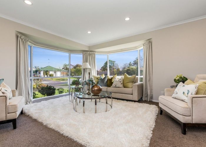  at 61 Frank Nobilo Drive, Golflands, Manukau City, Auckland