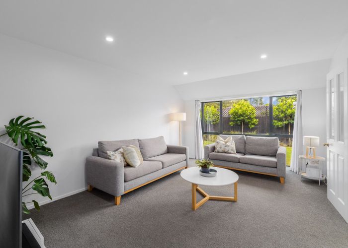  at 15 Farquhars Road, Redwood, Christchurch City, Canterbury