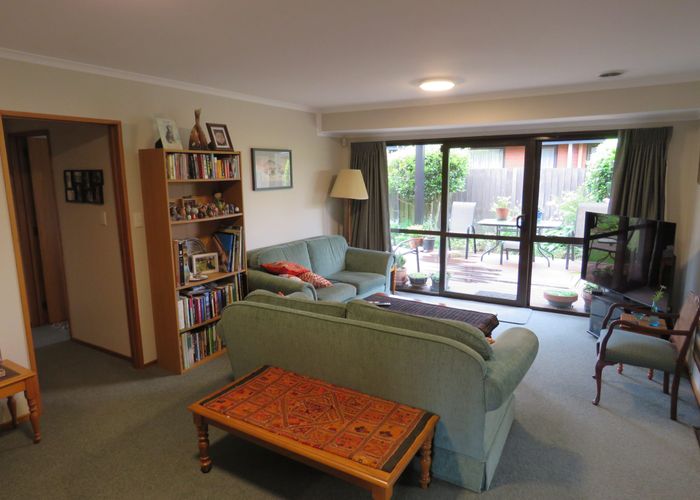  at 7 Derenzy Place, Avonhead, Christchurch City, Canterbury