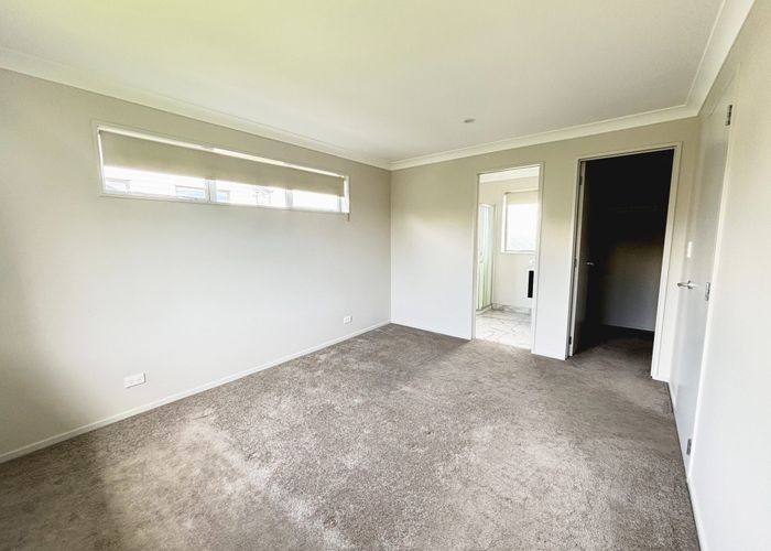  at 9 Kahawairahi Drive, Beachlands, Manukau City, Auckland