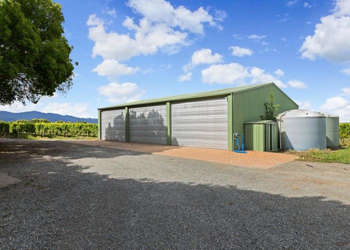  at 174 Dog Point Road, Hawkesbury, Renwick