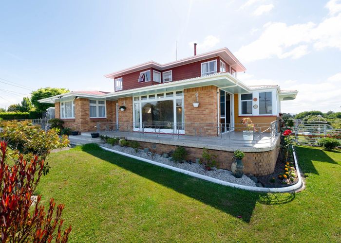  at 42 Forest Lake Road, Forest Lake, Hamilton