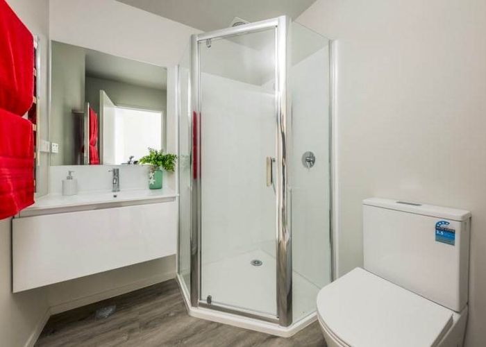  at 18/137 Hall Avenue, Mangere, Manukau City, Auckland