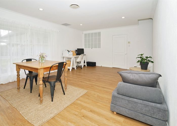  at 47 Queenwood Avenue, Queenwood, Hamilton