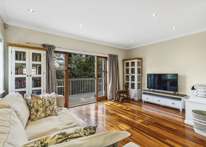  at 36 Homewood Avenue, Karori, Wellington