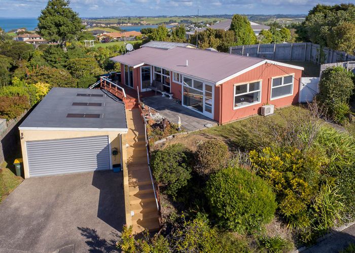 at 102 Wade River Road, Stanmore Bay, Whangaparaoa