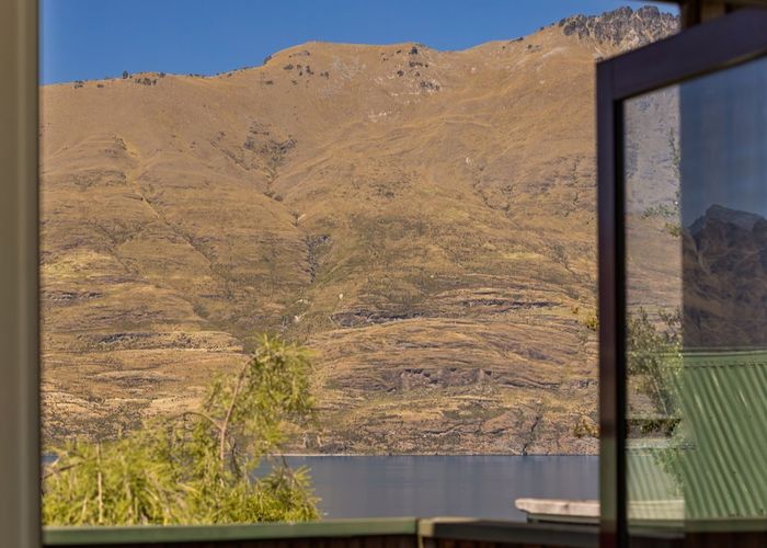  at 22B Evergreen Place, Sunshine Bay, Queenstown-Lakes, Otago