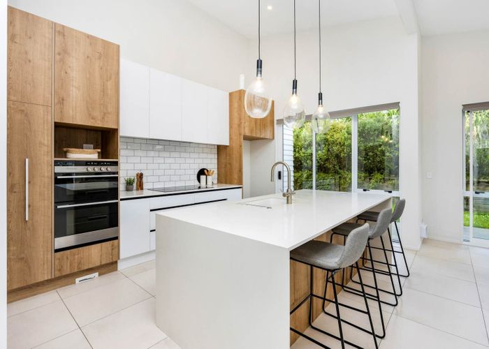  at 12 Flaxfield Lane, Beachlands, Manukau City, Auckland