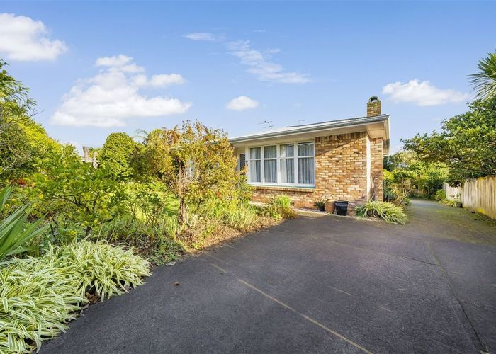  at 50 Kervil Avenue, Te Atatu Peninsula, Waitakere City, Auckland