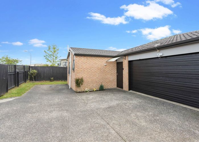  at 3 Titch Place, Glen Eden, Auckland