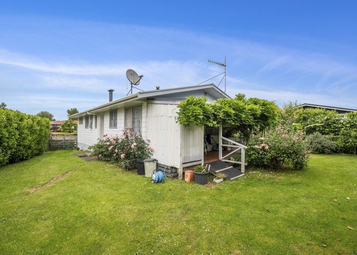  at 14 Jade Place, Pukehangi, Rotorua
