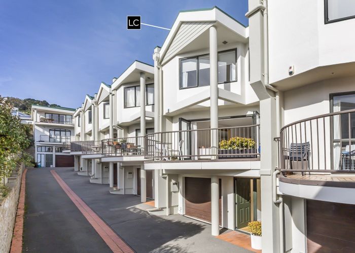  at 2/38A Roxburgh Street, Mount Victoria, Wellington, Wellington