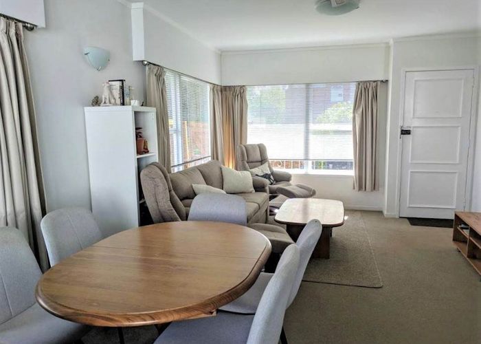 at 1/179 Forrest Hill Road, Forrest Hill, North Shore City, Auckland