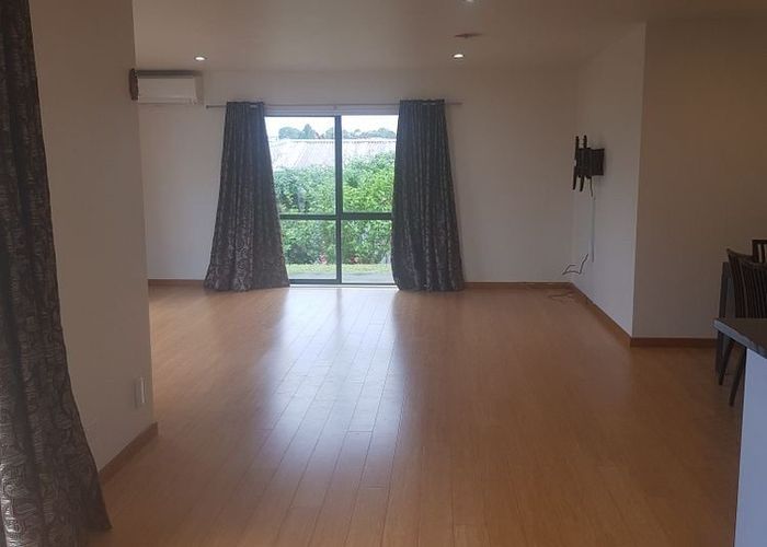  at 79A Stanley Road, Glenfield, North Shore City, Auckland